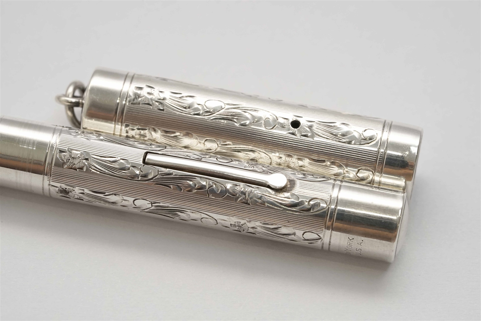 Stylo Plume Gold Starry Flat Top Dome - Rouge Et Noir, Plume F Semi-flex 18K, ébonite, Levier